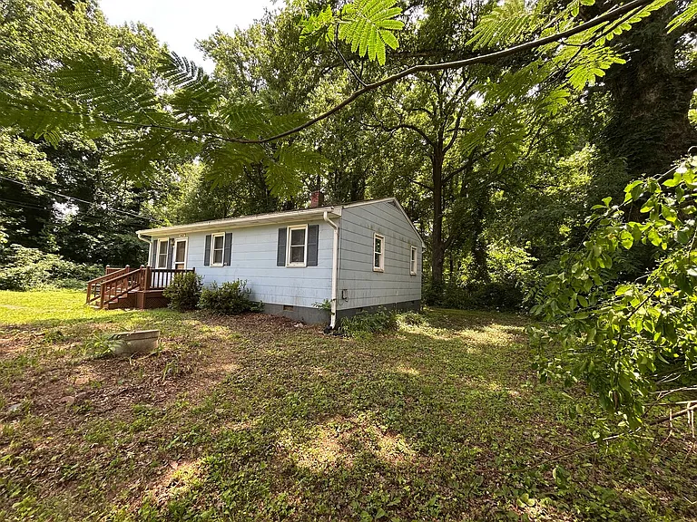 4403 Edgemore Rd — Photo 30