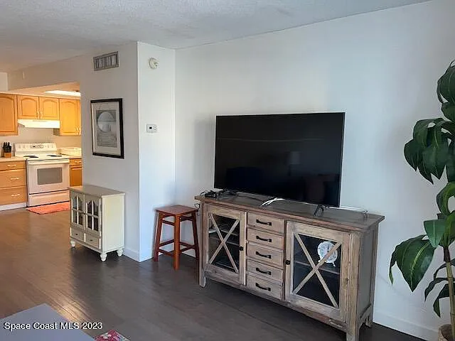 4800 Ocean Beach Blvd #326 — Photo 5