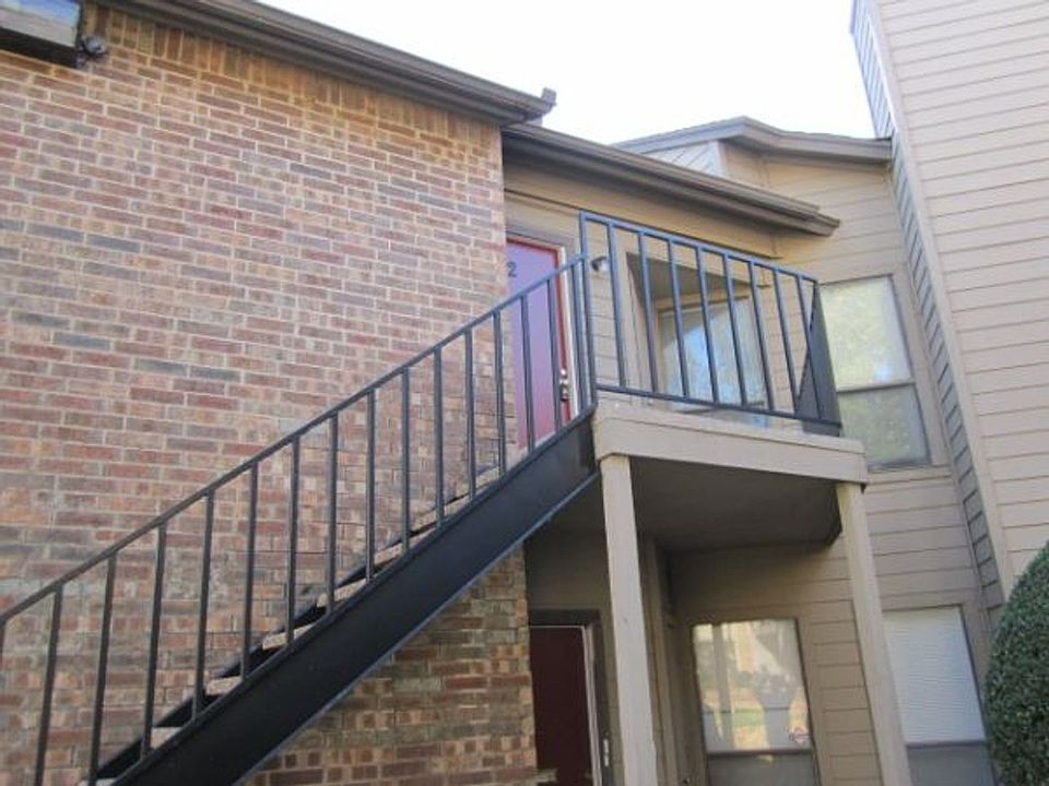 1st image of 1614 Pecan Chase Cir APT 52