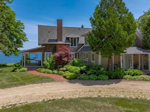 59 Willeke Lane, Brooklin, ME 04616