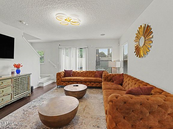 2nd image of 105 MERLOT Way