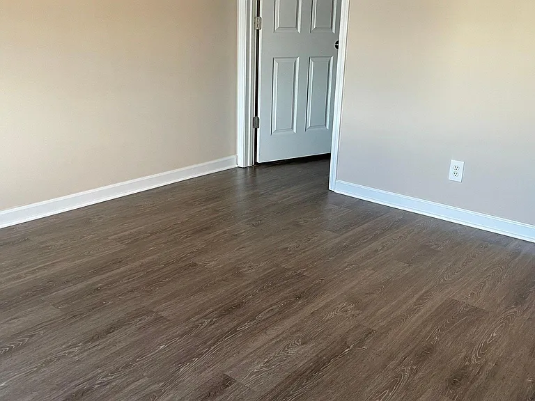 1707 Gordon Rd #7 — Photo 2