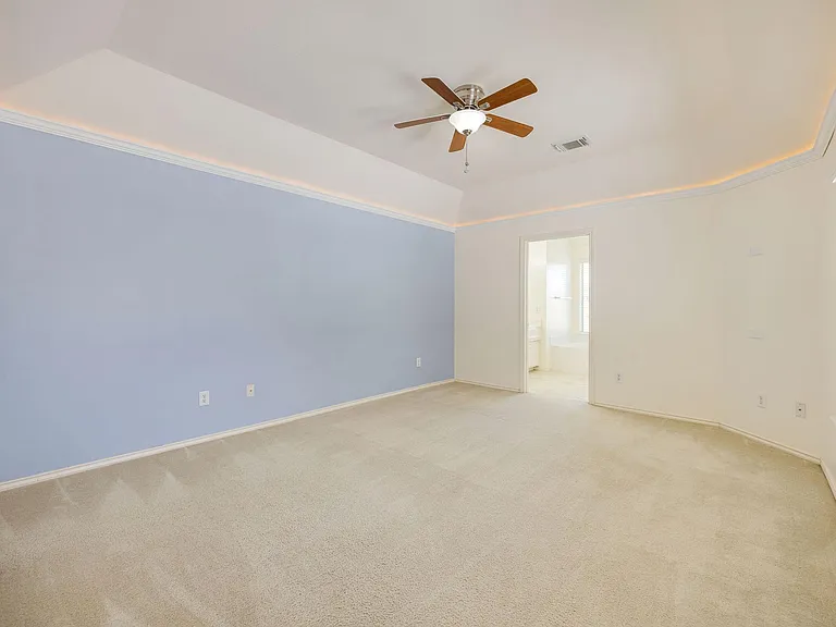 20602 Naples Terrace Ln — Photo 10