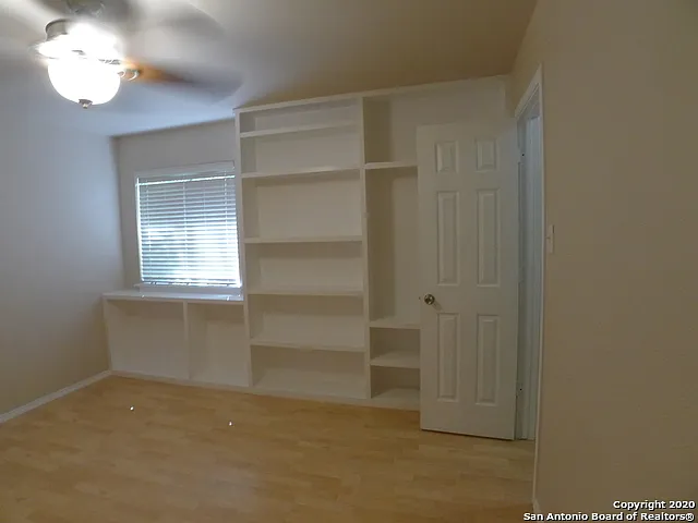 2935 Encino Riv — Photo 29