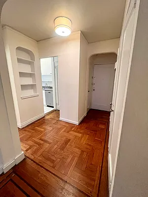 Rented by R New York | media 20