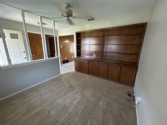 5th image of 3400 Walton Ave
