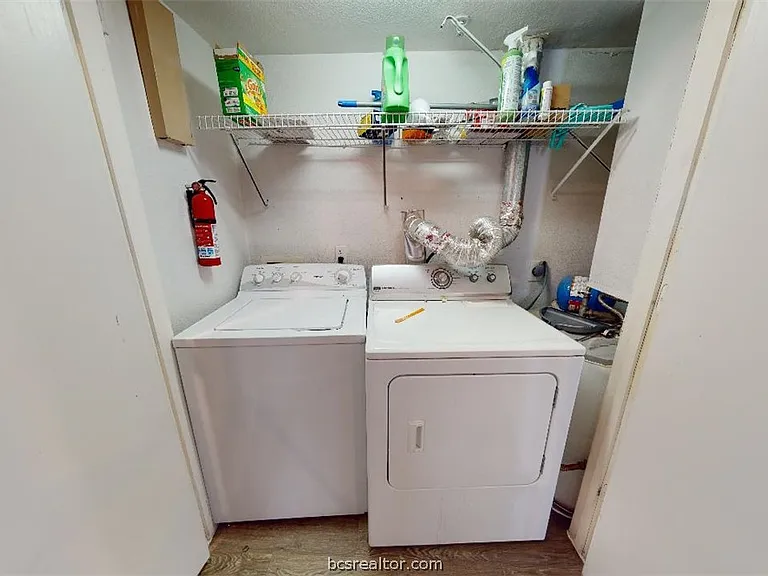 523 Sw Pkwy #204 — Photo 9