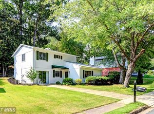 9053 Andromeda Dr, Burke, VA 22015