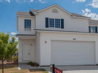 657 7th St, Evansville, WY 82636