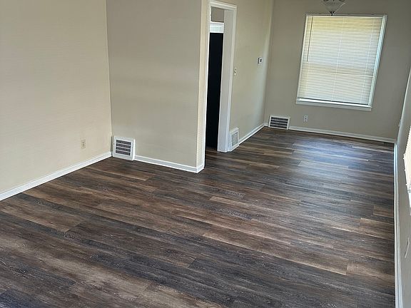5th image of 21750 Crystal Ave