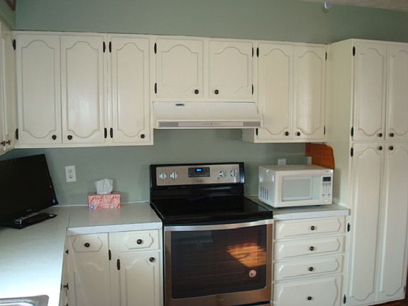3rd image of 571 N 3rd St
