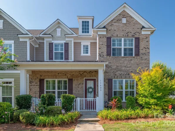 11608 Founders Park Ln, Pineville, NC 28134