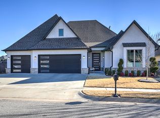 10311 S College Ave E, Tulsa, OK 74137