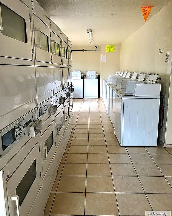 Laundromat 