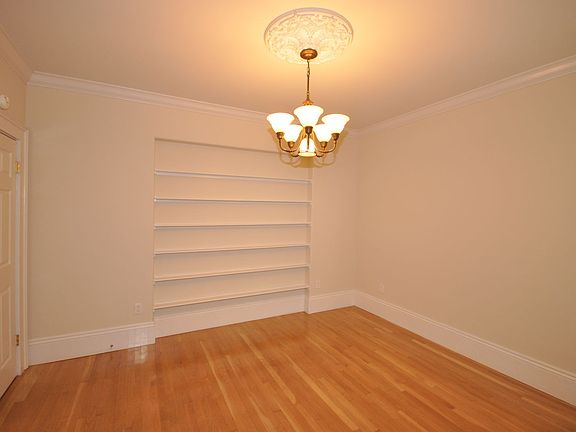 4th image of 940 Leavenworth St #1