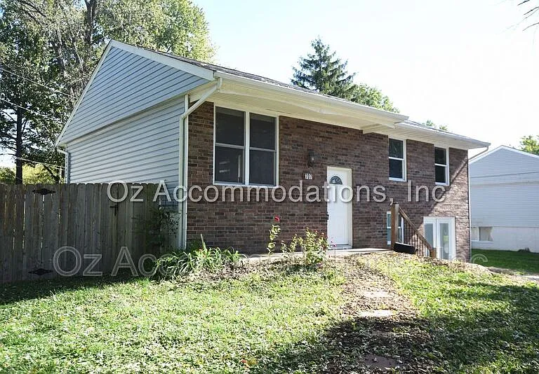 707 N Seminole Dr — Photo 3