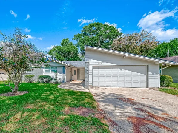 10810 Willowisp Dr, Houston, TX 77035