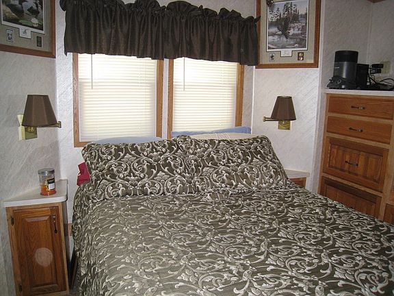 4th image of 3630 Garnet Cir Unit 4