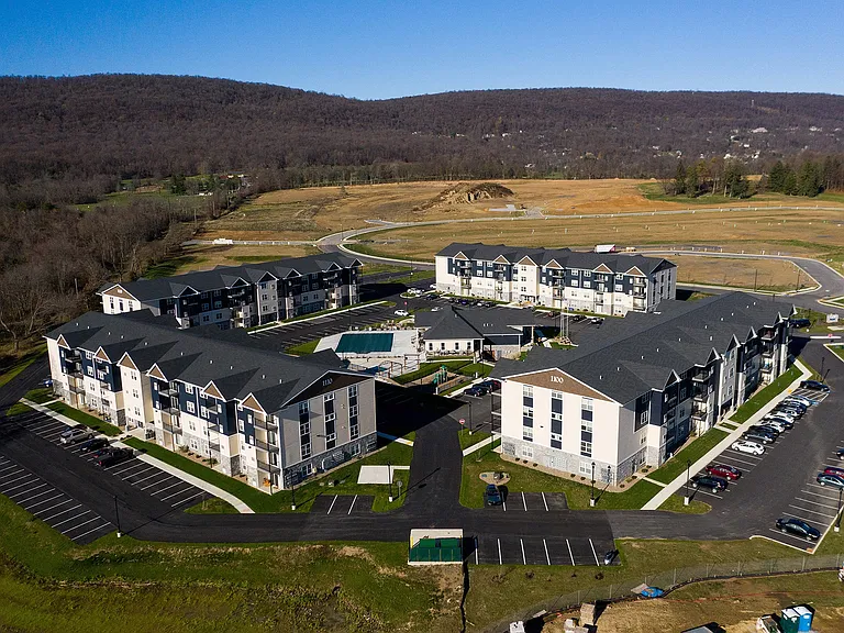 Blue Ridge Apartments — Photo 14
