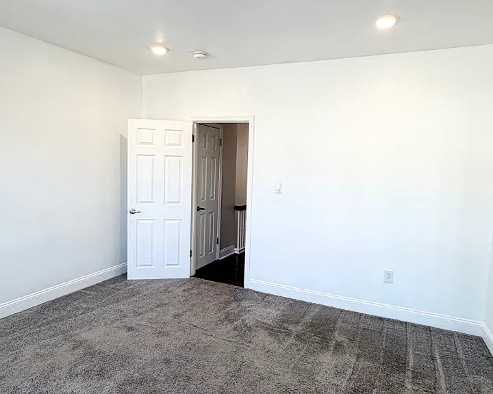 5817 N 6th St — Photo 29
