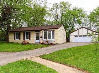2901 Pensacola Dr, Cincinnati, OH 45251