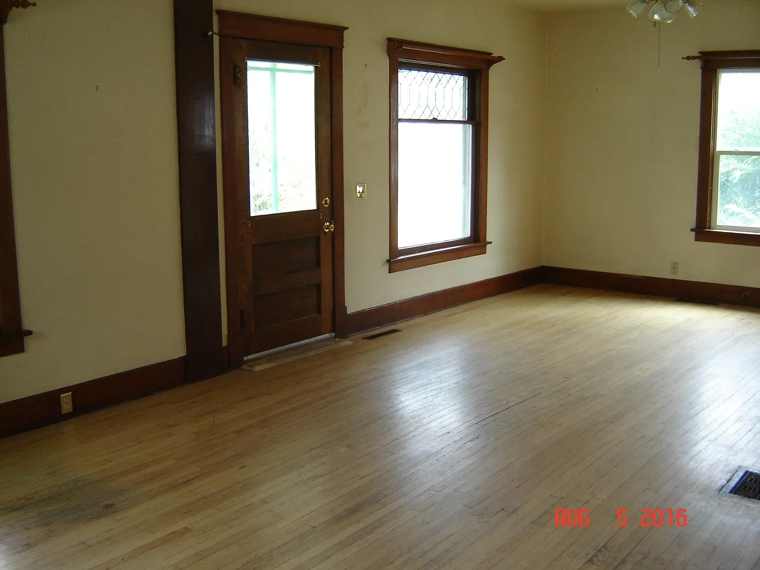 3 bed, 1566 sqft, $1,425 — Photo 2