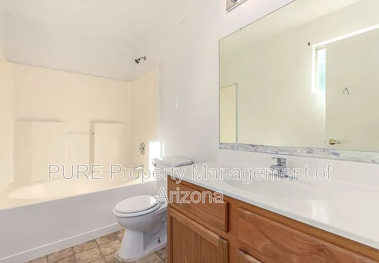 1816 S 106th Ln — Photo 21
