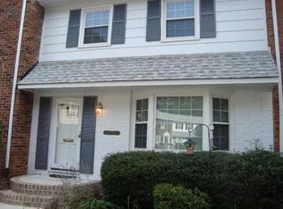 3002 C Overton Dr, Greensboro, NC 27408