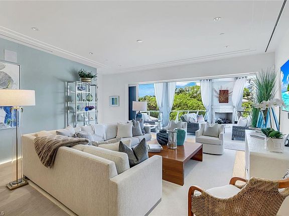 5th image of 382 12th AVE S #202