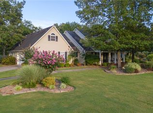 114 S 16th St, Lavaca, AR 72941