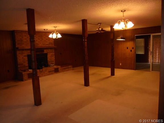 4th image of 2802 N Pine St