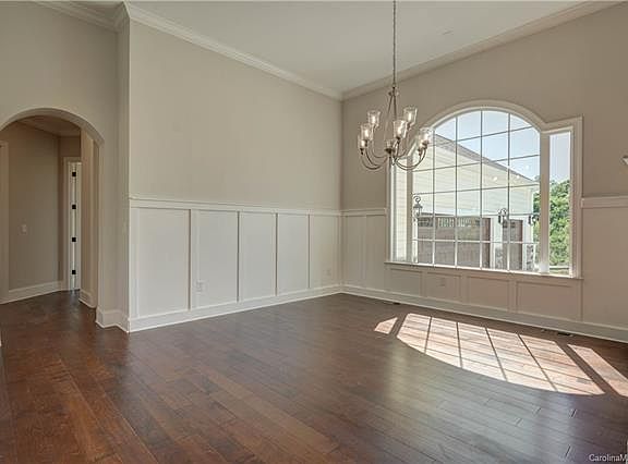 5th image of 197 Hidden Meadows Dr #11