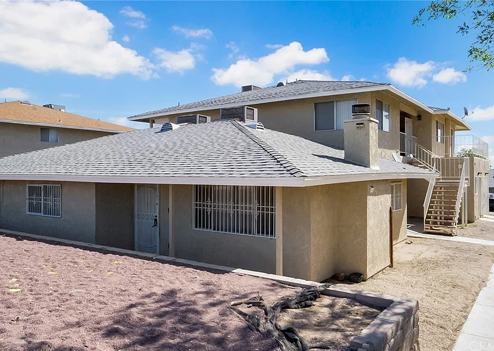 1121 Barstow Rd #D