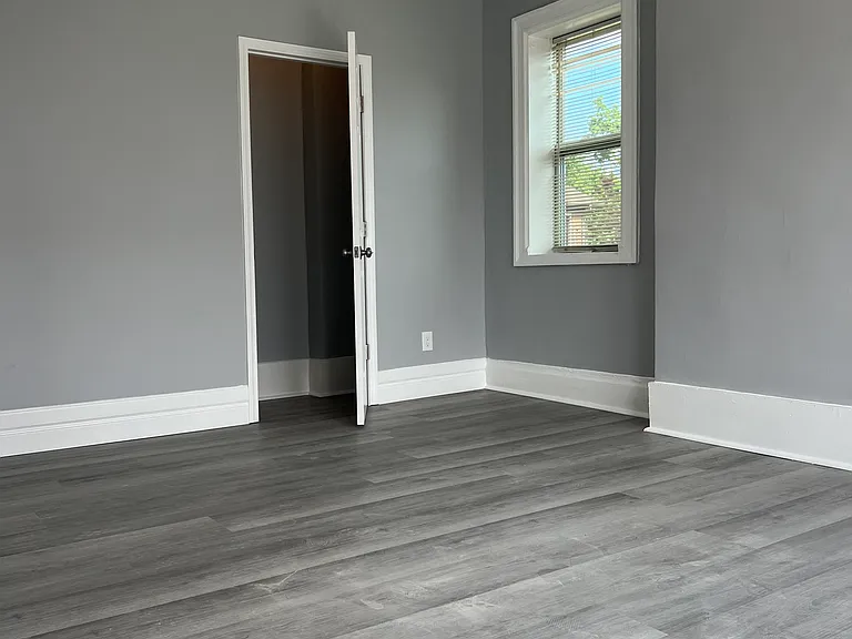 210 E End Ave #2B — Photo 7
