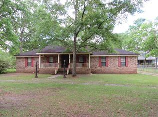 1963 Staples Rd, Mobile, AL 36605