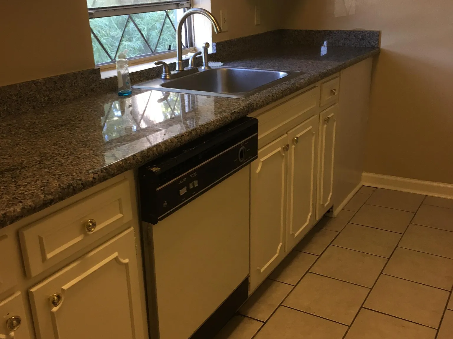 2134 Metairie Rd — Photo 3