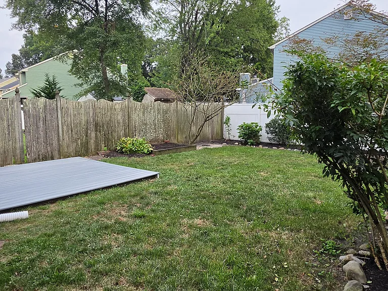 233 Shady Ln — Photo 36
