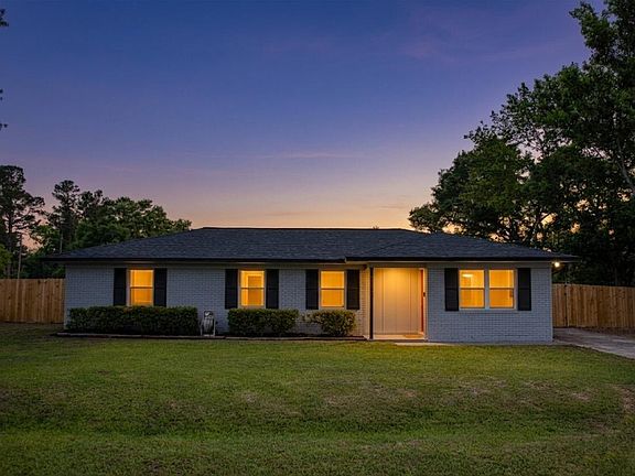 2nd image of 4377 Saxon Drive