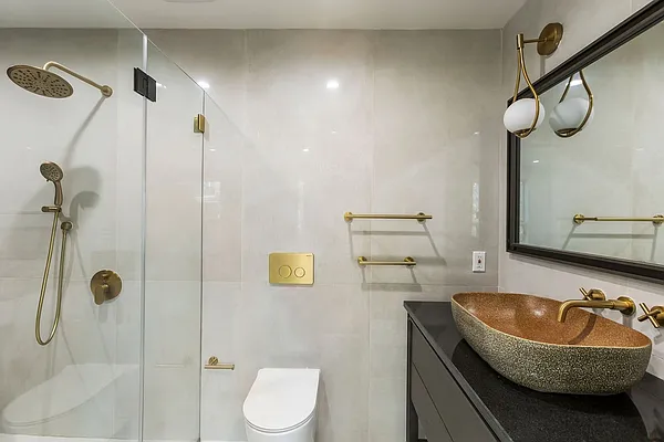 Sold by Corcoran | media 7