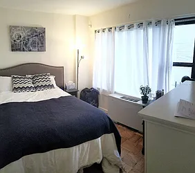 Rented by Manhattan Apartment Organization
