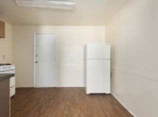 439 W 87th Pl, Kansas City, MO 64114