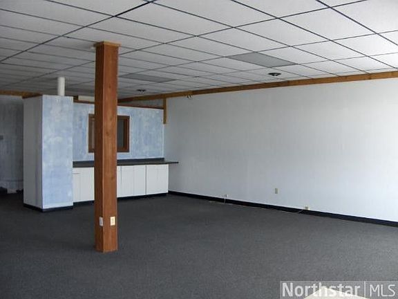 3rd image of 119 Forest Ave E