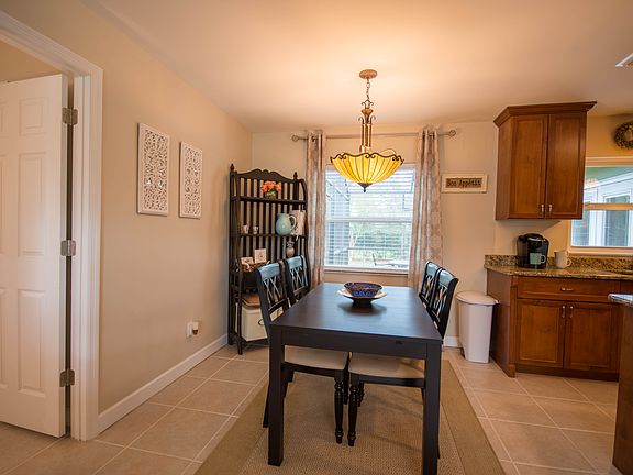 5th image of 3004 Woodchase Ct