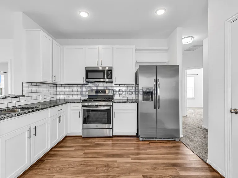 24014 Farmstead Dr — Photo 13