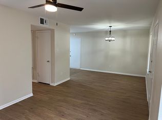 2001 Elm St, Henderson, TX 75652