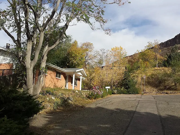 416 Dunn Rd — Photo 9