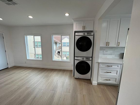 2nd image of 1039 1/2 W Glenoaks Blvd #1039-1/2