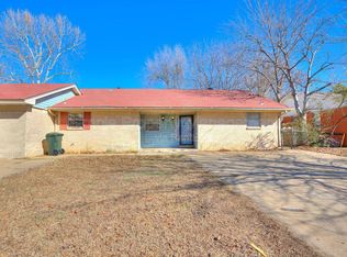 2207 Donna Dr, Norman, OK 73071