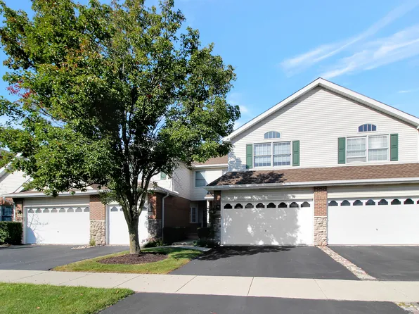 11028 Jodan Dr, Oak Lawn, IL 60453