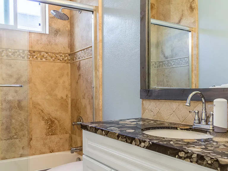 728 Jamaica Ct — Photo 111
